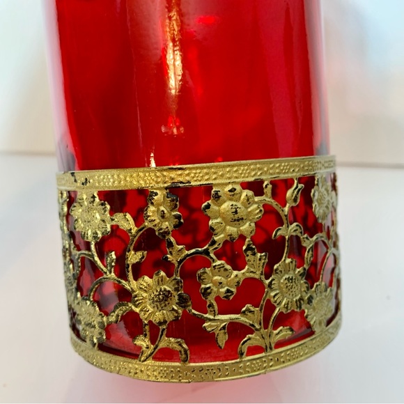 Vintage red glass bottle with gold tone decorative floral lattice - Picture 6 of 9